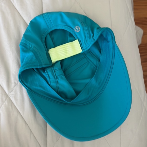 Lululemon Sun Chaser Run Hat in Surge - turquoise - Picture 2 of 15